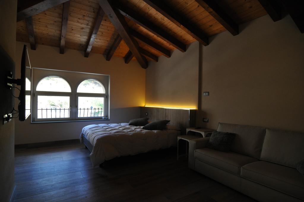ريولوناتو B&B La Torretta الغرفة الصورة